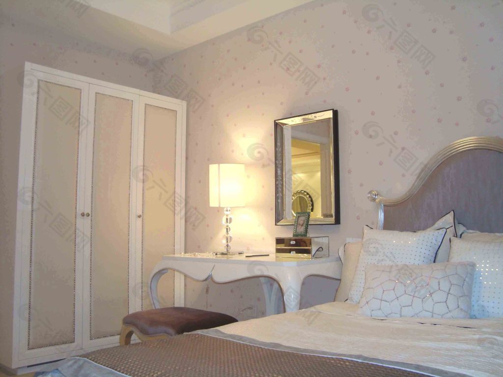 墙纸基膜刷了七天能贴墙纸吗